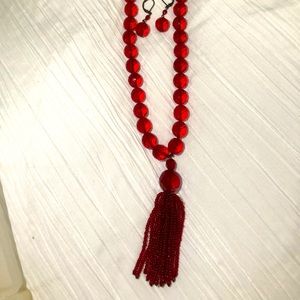Red elegante Necklace set